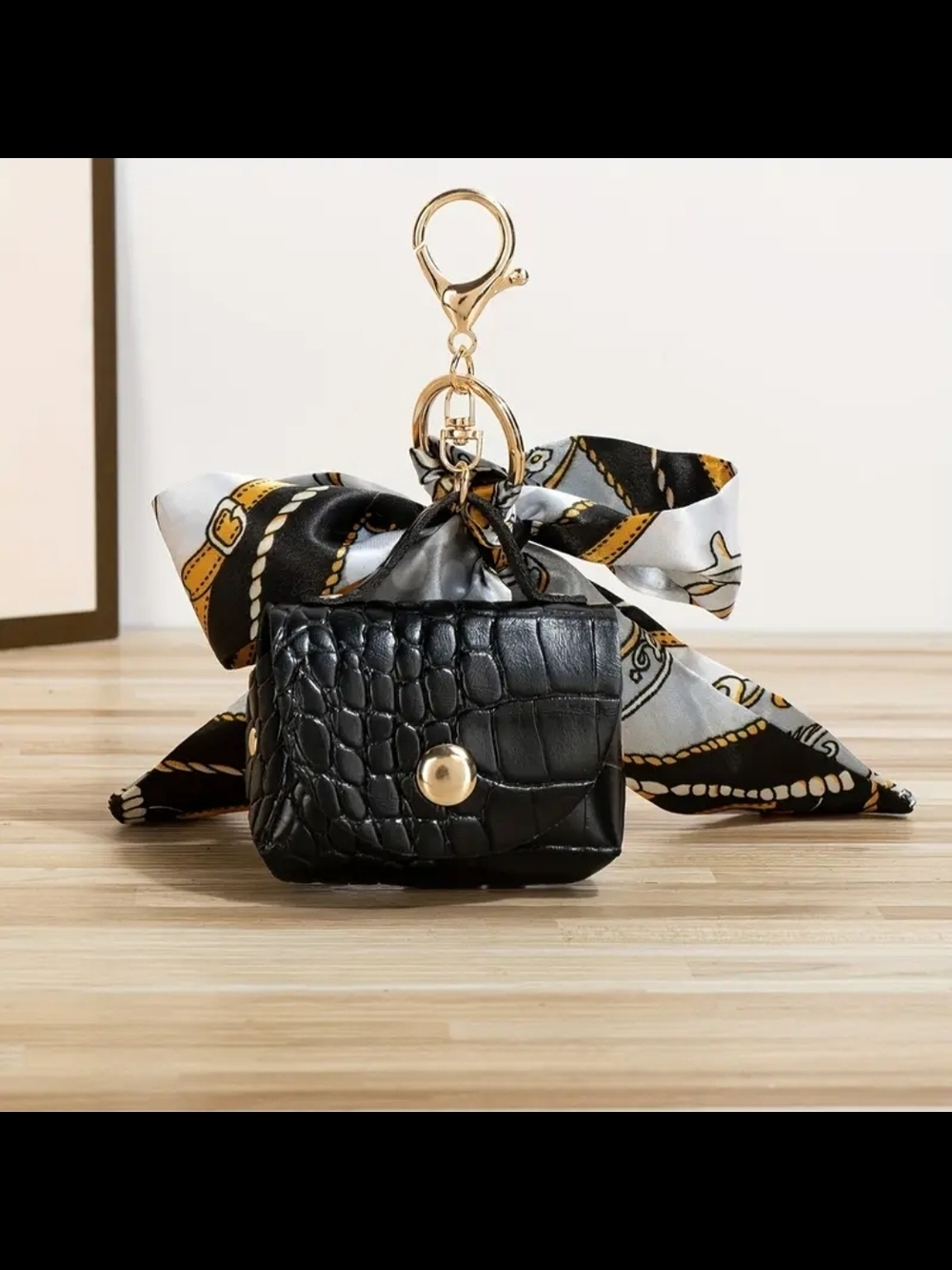 Black Croc-Embossed Bag Charm Keychain Scarf